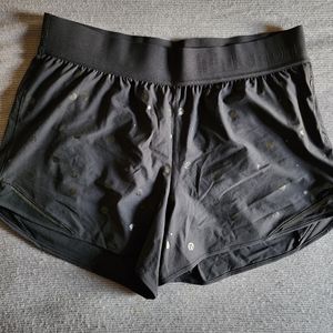 Lululemon Hotty Hot Short 4" *Logo Poco Logo Foil Black size 12